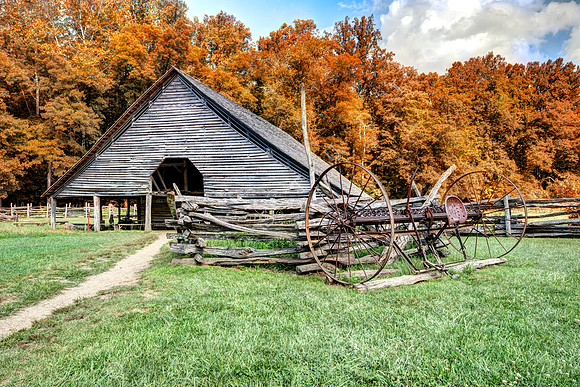 Mountain Barn Photo