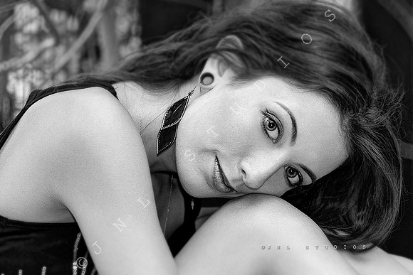 Print Version IMG_5976psc_BW_DOF_x2400_W